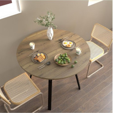 Круглий обідній стіл